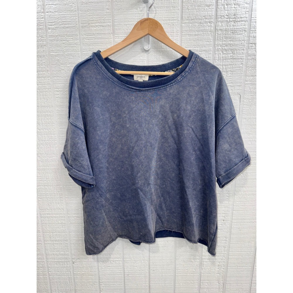 Umgee Mineral Wash Top Women Blue Raw Hem Short Sleeve Small K7793